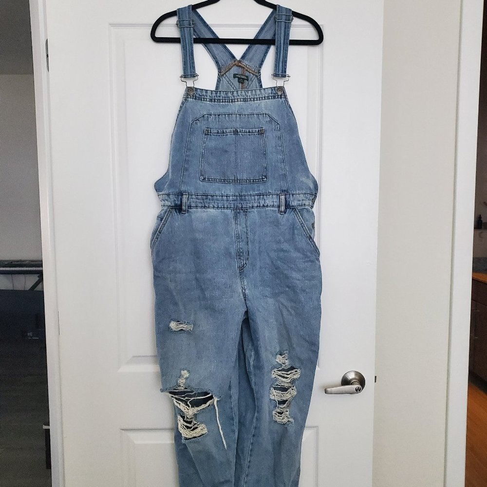 Wild Fable Distressed Jean Overalls Size XXL